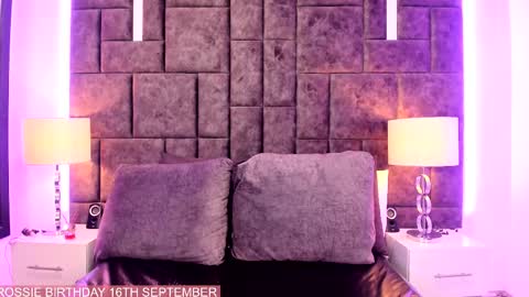 Snapshot of petit_rosseowo chatting on 09-16-25, 04:19 Im Rosse but u can call me Rossie or Rosita . online show from 09-16-25, 04:19