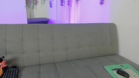 Artemisa  online show from 04-09-26, 01:05