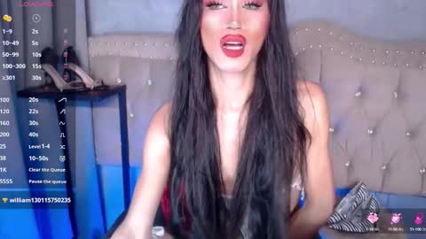 Snapshot of petite_bigload_7inches_thick69 chatting on 10-08-25, 10:07 BIGLOAD online show from 10-08-25, 10:07