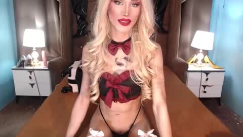 Snapshot of petite_bigload_7inches_thick69 chatting on 10-20-25, 01:44 BIGLOAD online show from 10-20-25, 01:44