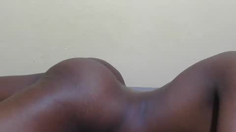 petite_bunni online show from 07-06-26, 05:15