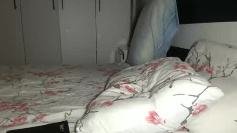Snapshot of petite_danielle chatting on 06-05-26, 11:54 petite_danielle online show from 06-05-26, 11:54