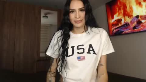 Linda online show from 04-24-26, 03:53