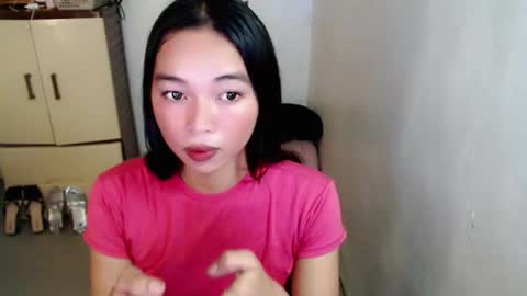 petite_mary69 online show from 05-20-26, 05:52