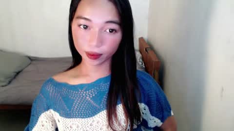 petite_mary69 online show from 06-15-26, 06:59