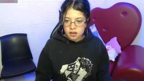 Melody online show from 03-25-26, 02:34