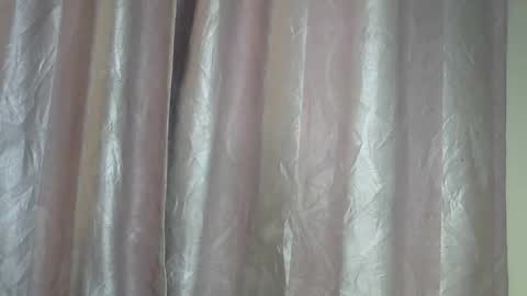 petite_star2 online show from 01-18-26, 05:33