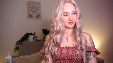 Nika online show from 04-18-26, 07:07