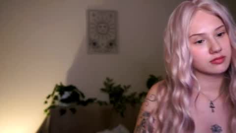 Nika online show from 04-19-26, 06:10