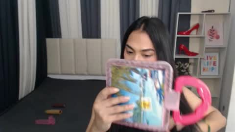 Snapshot of petiteasianyukie chatting on 10-30-25, 06:37 Yukie online show from 10-30-25, 06:37