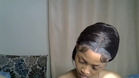 Caramel online show from 11-09-25, 04:38