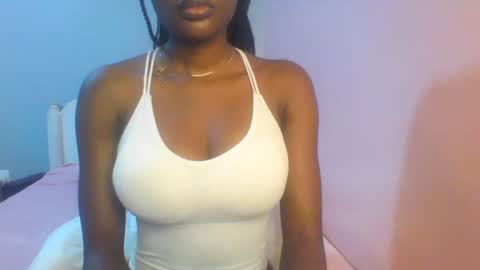 Snapshot of petiteediva chatting on 07-03-26, 03:02 diva online show from 07-03-26, 03:02