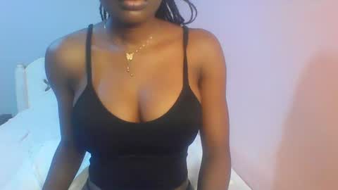 Snapshot of petiteediva chatting on 07-04-26, 03:02 diva online show from 07-04-26, 03:02