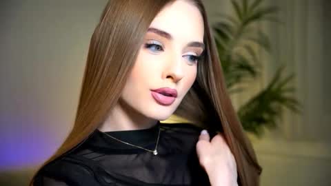 Snapshot of petitegonwiild chatting on 11-21-25, 09:24 Petitegonwiild online show from 11-21-25, 09:24