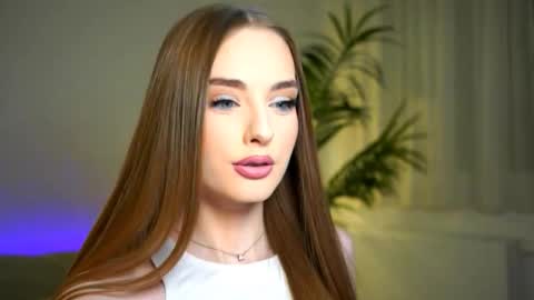 Snapshot of petitegonwiild chatting on 12-02-25, 09:21 Petitegonwiild online show from 12-02-25, 09:21