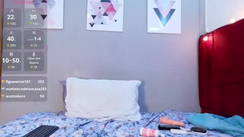 petitelittlemissy online show from 05-19-26, 01:56