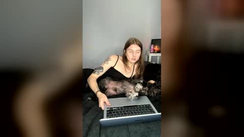 I am very new and dont know what im doing lol online show from 05-30-26, 11:13