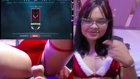Snapshot of petitesally_ chatting on 12-04-24, 11:57 Sally online show from 12-04-24, 11:57