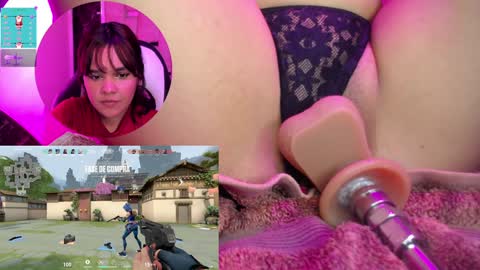 Snapshot of petitesally_ chatting on 12-13-24, 08:26 Sally online show from 12-13-24, 08:26