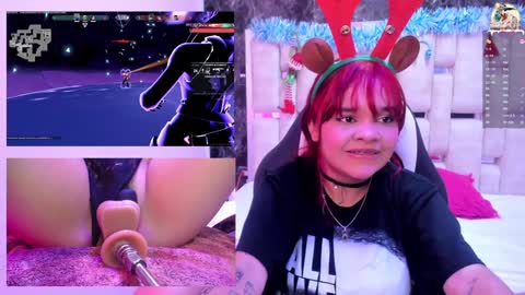 Snapshot of petitesally_ chatting on 12-21-24, 08:54 Sally online show from 12-21-24, 08:54