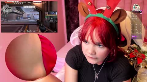 Snapshot of petitesally_ chatting on 12-23-24, 08:14 Sally online show from 12-23-24, 08:14