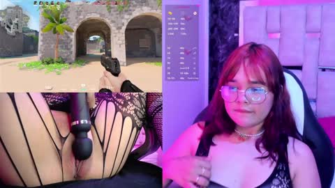 Snapshot of petitesally_ chatting on 01-09-25, 09:16 Sally online show from 01-09-25, 09:16