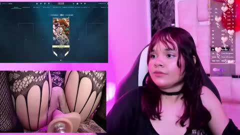 Snapshot of petitesally_ chatting on 02-16-25, 04:42 Sally online show from 02-16-25, 04:42