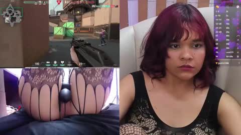 Snapshot of petitesally_ chatting on 02-21-25, 09:56 Sally online show from 02-21-25, 09:56