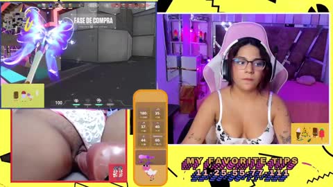 Snapshot of petitesofia_ chatting on 01-02-25, 04:13 Sofia online show from 01-02-25, 04:13