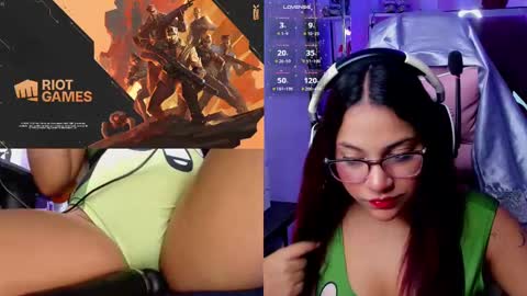 Snapshot of petitesofia_ chatting on 02-09-25, 02:40 Sofia online show from 02-09-25, 02:40