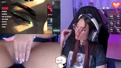 Snapshot of petitesofia_ chatting on 03-09-25, 04:44 Sofia online show from 03-09-25, 04:44