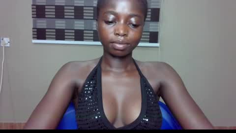 Snapshot of petitexxebony chatting on 05-23-26, 01:22 petitexxebony online show from 05-23-26, 01:22