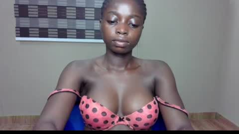 Snapshot of petitexxebony chatting on 05-27-26, 05:10 petitexxebony online show from 05-27-26, 05:10
