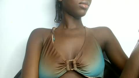 petitgirl88 online show from 07-02-26, 05:57