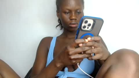 petitgirl88 online show from 07-16-26, 07:14