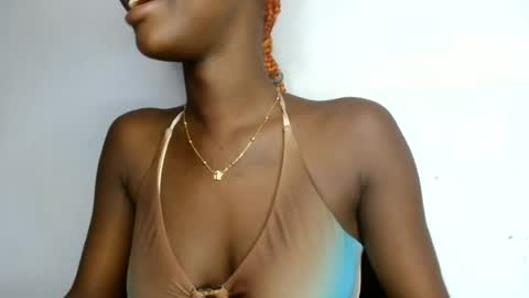 petitgirl88 online show from 07-28-26, 07:39