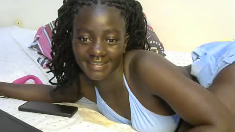 petitte_gyaal online show from 10-11-25, 04:27