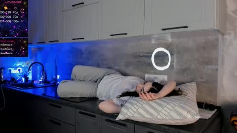 Emma online show from 12-30-24, 11:17