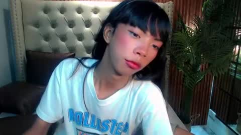 Snapshot of petrova_karla chatting on 07-20-26, 01:53 Ur Sexy Karla online show from 07-20-26, 01:53