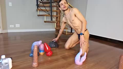 Snapshot of petsexboy chatting on 06-11-26, 06:44 petsexboy online show from 06-11-26, 06:44