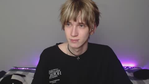 Snapshot of pexxide chatting on 02-27-26, 09:26 soren online show from 02-27-26, 09:26