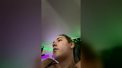 peytie0612 online show from 07-08-26, 02:32