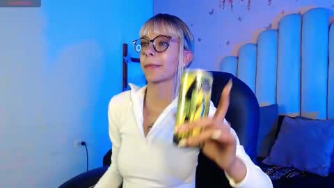 Snapshot of peyton_gh chatting on 09-17-25, 04:47 Peyton online show from 09-17-25, 04:47