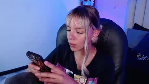 Snapshot of peyton_gh chatting on 10-03-25, 04:20 Peyton online show from 10-03-25, 04:20
