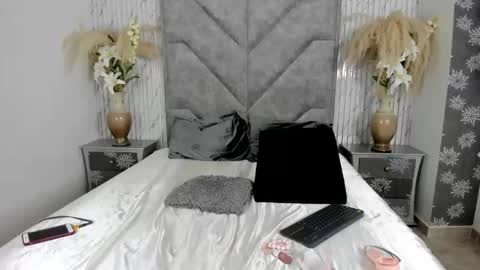 Peyton online show from 05-13-26, 07:00
