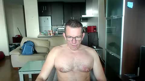 Snapshot of pg19clp4191zm chatting on 02-03-26, 03:06 Alex online show from 02-03-26, 03:06