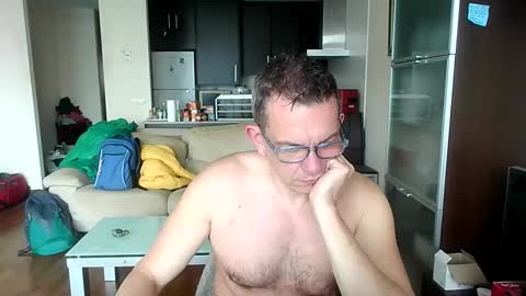 Snapshot of pg19clp4191zm chatting on 03-05-26, 03:08 Alex online show from 03-05-26, 03:08