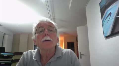 Snapshot of pgroove542707 chatting on 06-05-26, 09:31 pgroove542707 online show from 06-05-26, 09:31