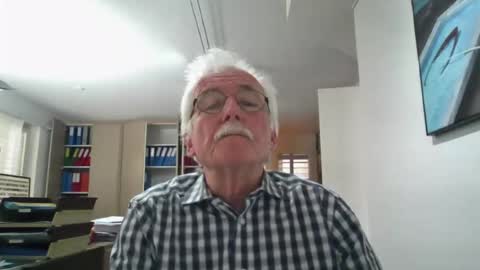 Snapshot of pgroove542707 chatting on 06-12-26, 08:35 pgroove542707 online show from 06-12-26, 08:35