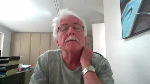 Snapshot of pgroove542707 chatting on 06-29-26, 09:15 pgroove542707 online show from 06-29-26, 09:15